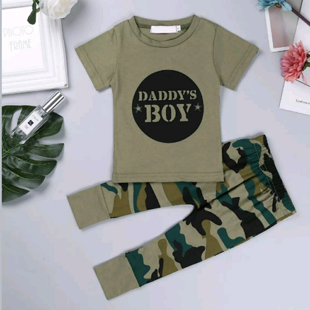 - Daddy's Boy" Camo Leggings and Shirt 3/6 months